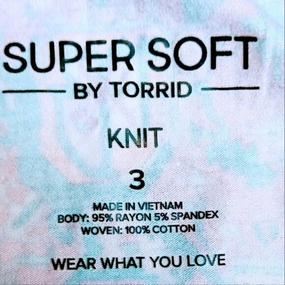 TORRID NEW  Plus Size Super Soft Crew Neck Eyelet Yoke Cold Shoulder Top. - Picture 13 of 16